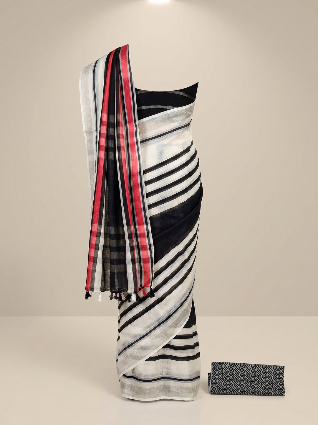 White & Black Printed Linen Saree - Image 3