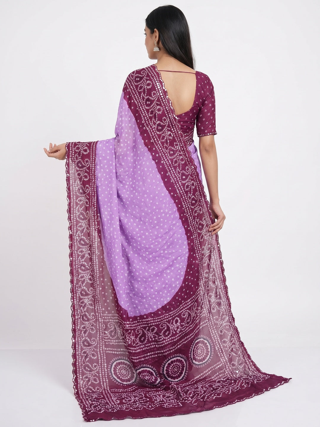 Lavender & Wine Bandhani Printed Chiffon Saree - Image 4