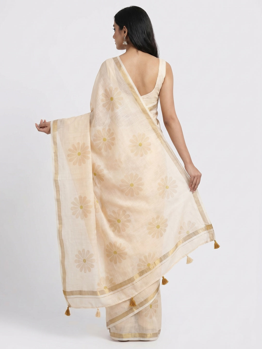 Cream Floral Printed Linen Silk Saree With Tassels - Image 2