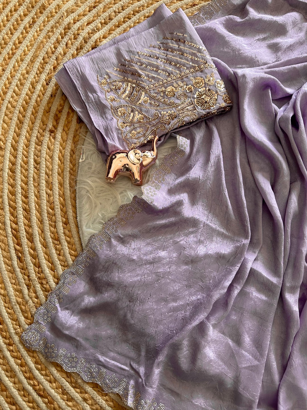 Peachmode Lavender Soft Crunchy Silk Saree with Diamond and Embroidery Work - Image 4