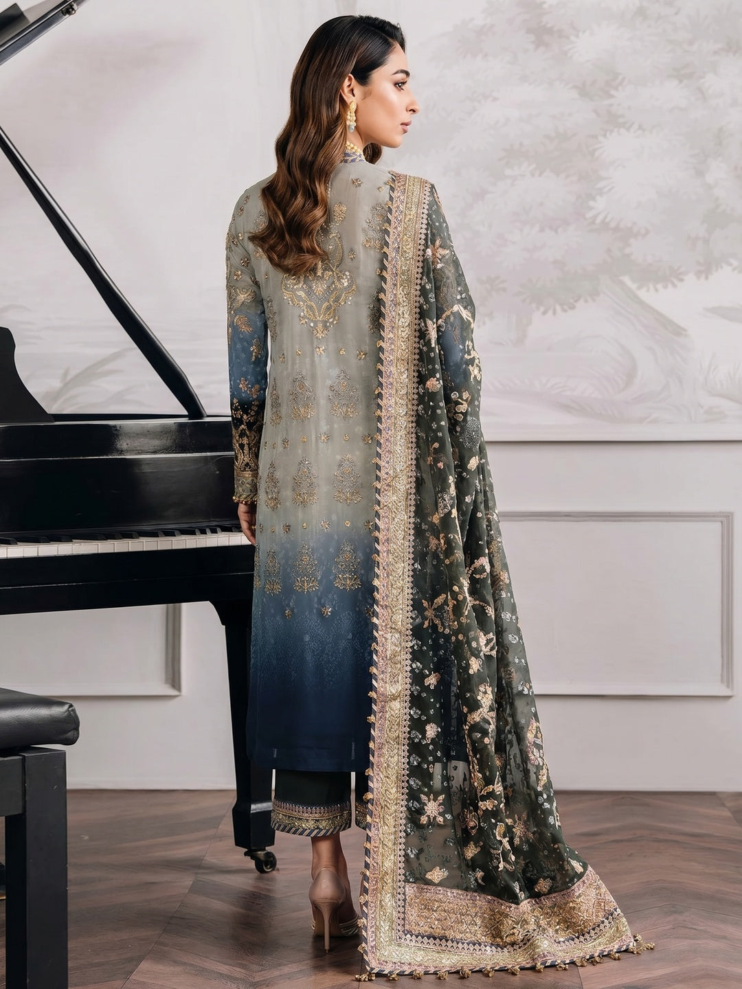 Grey Digital Print With Sequins Embroidery Georgette Semi Stitched Pakistani Suit - Image 2