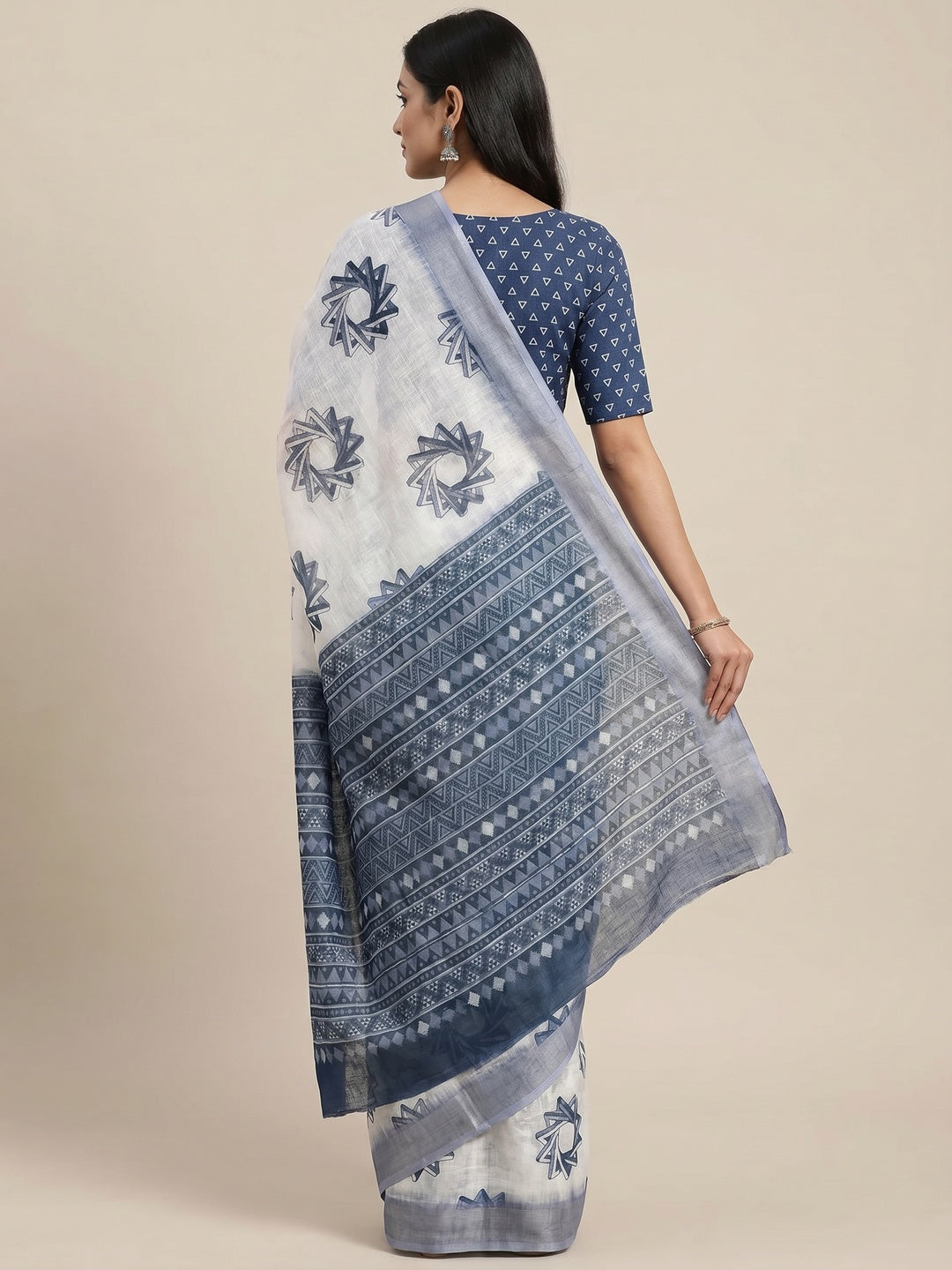 White & Blue Digital Printed Linen Saree With Zari Border - Image 3