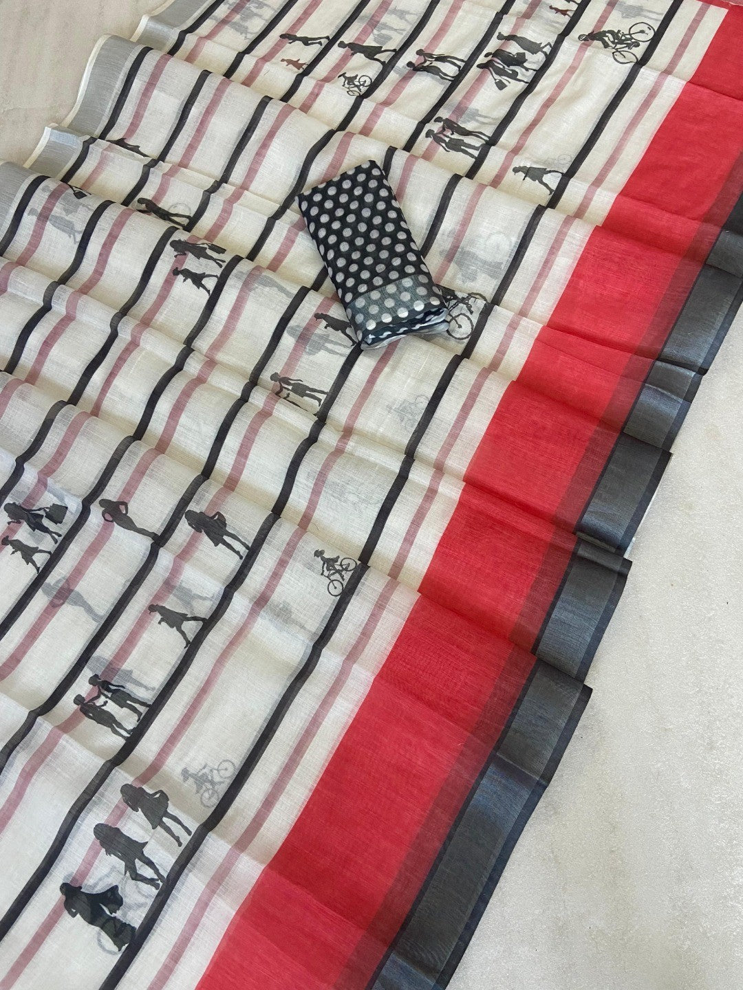 Peachmode Red Linen Striped Saree - Image 3