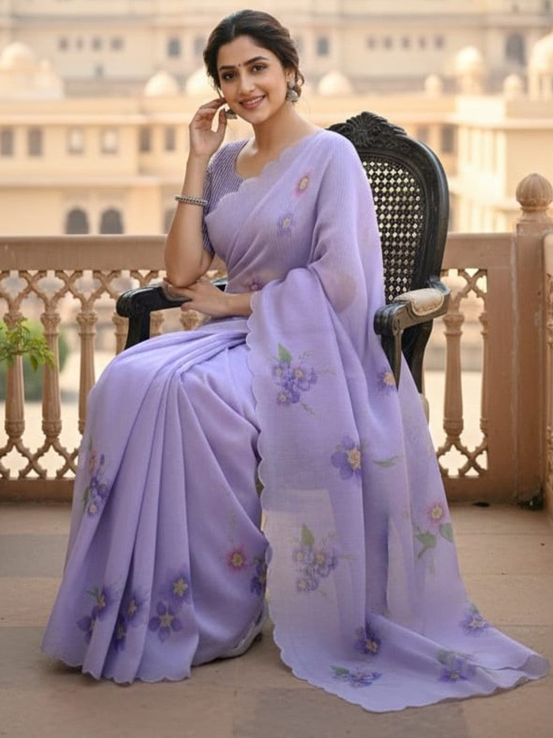 Peachmode Lilac Linen Floral Print Saree with Cut Work Border - Image 4