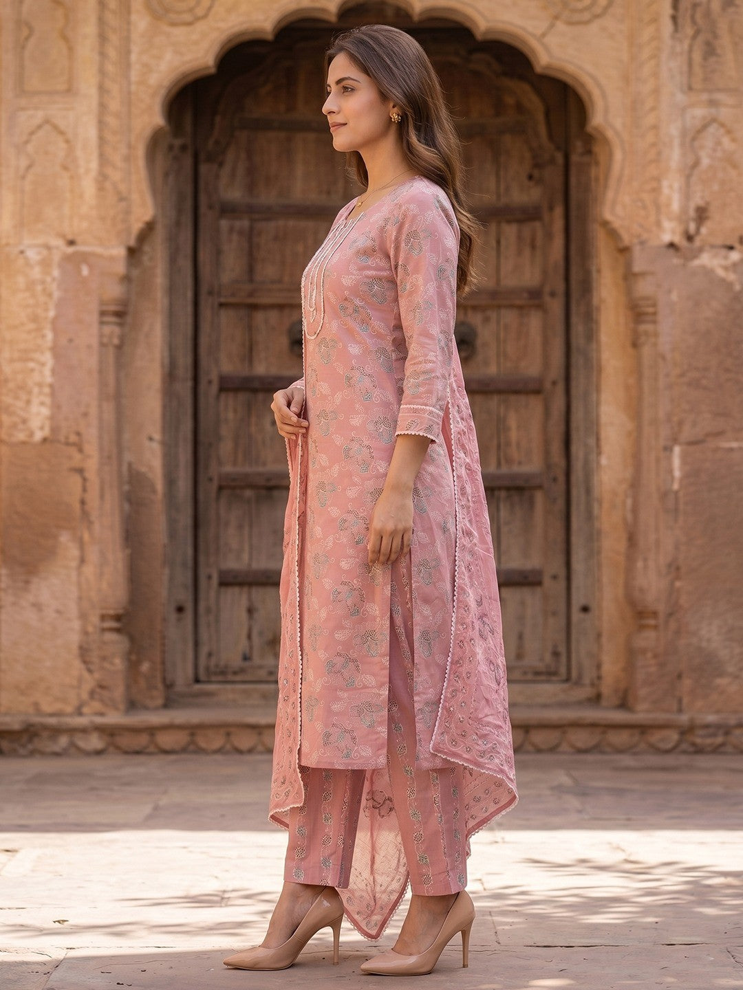 Dusty Pink Pure Cotton Floral Printed Salwar Suit Set - Image 3