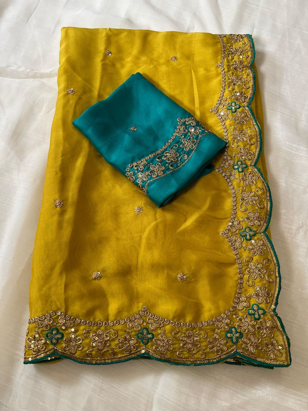 Peachmode Yellow Rangoli Silk Saree with Thread and Zari Embroidery - Image 2
