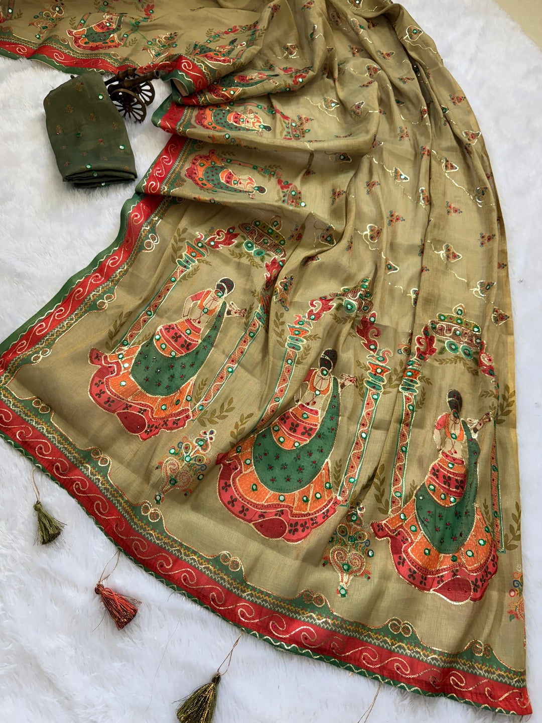 Peachmode Olive Simar Silk Digital Print Saree with Aari Work - Image 4