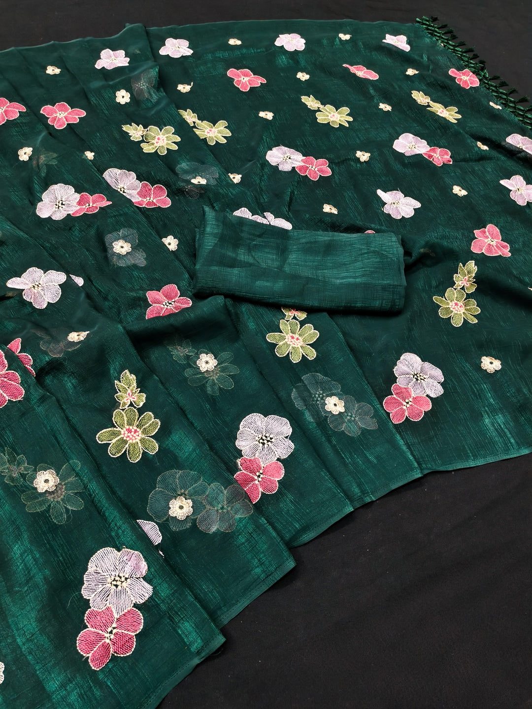 Peachmode Green Crunchy Saree with Floral Embroidery Work - Image 2