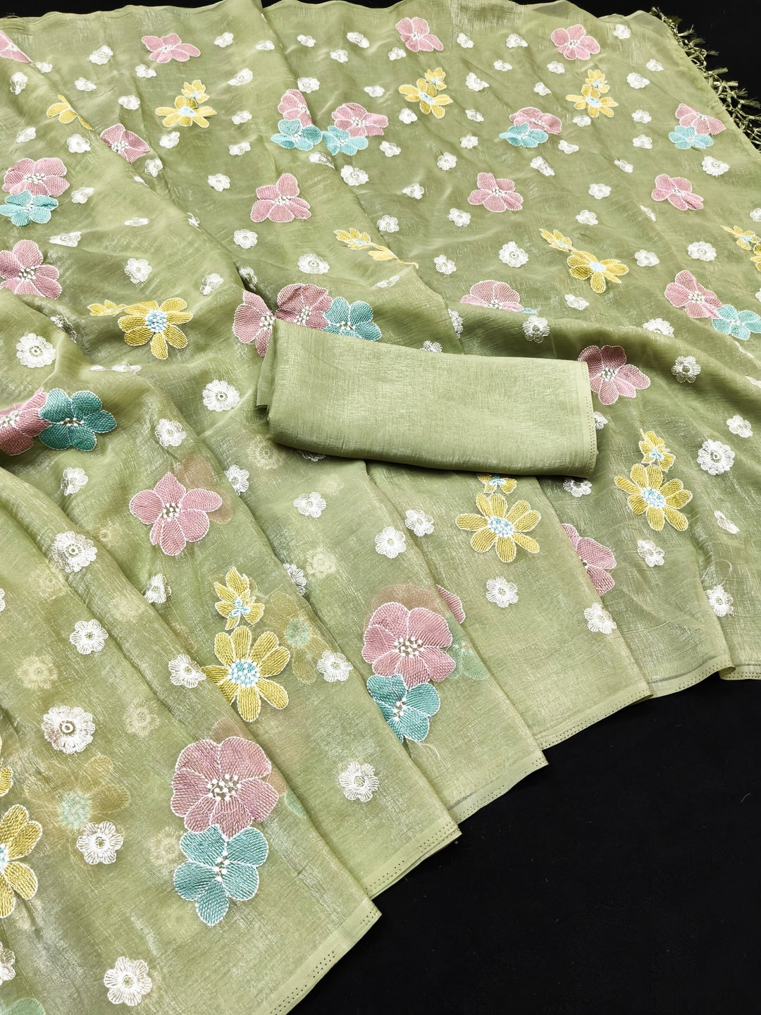 Peachmode Green Crunchy Saree with Floral Embroidery Work - Image 2