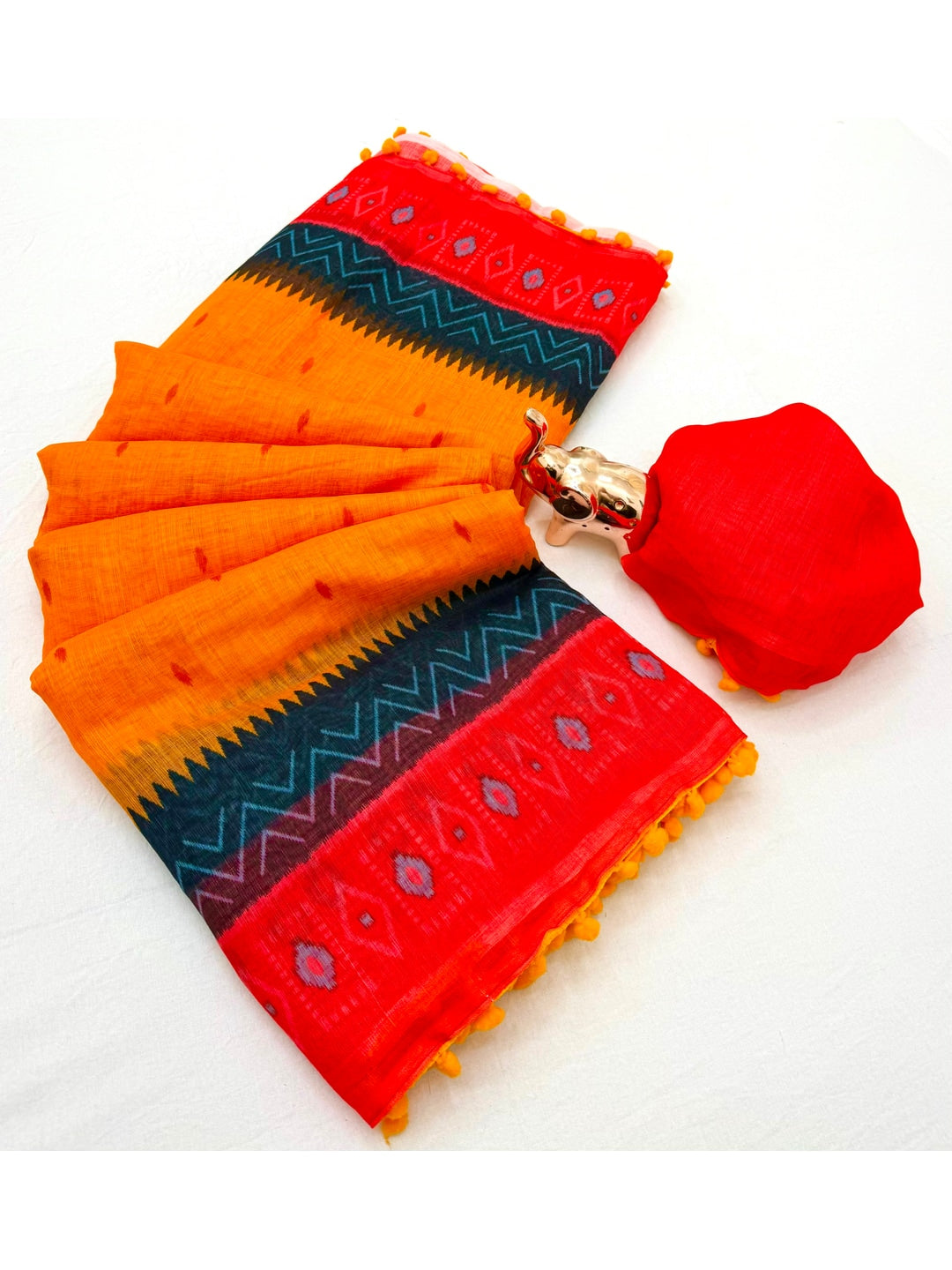 Peachmode Orange Mul Mul Cotton Saree with Digital Print - Image 3