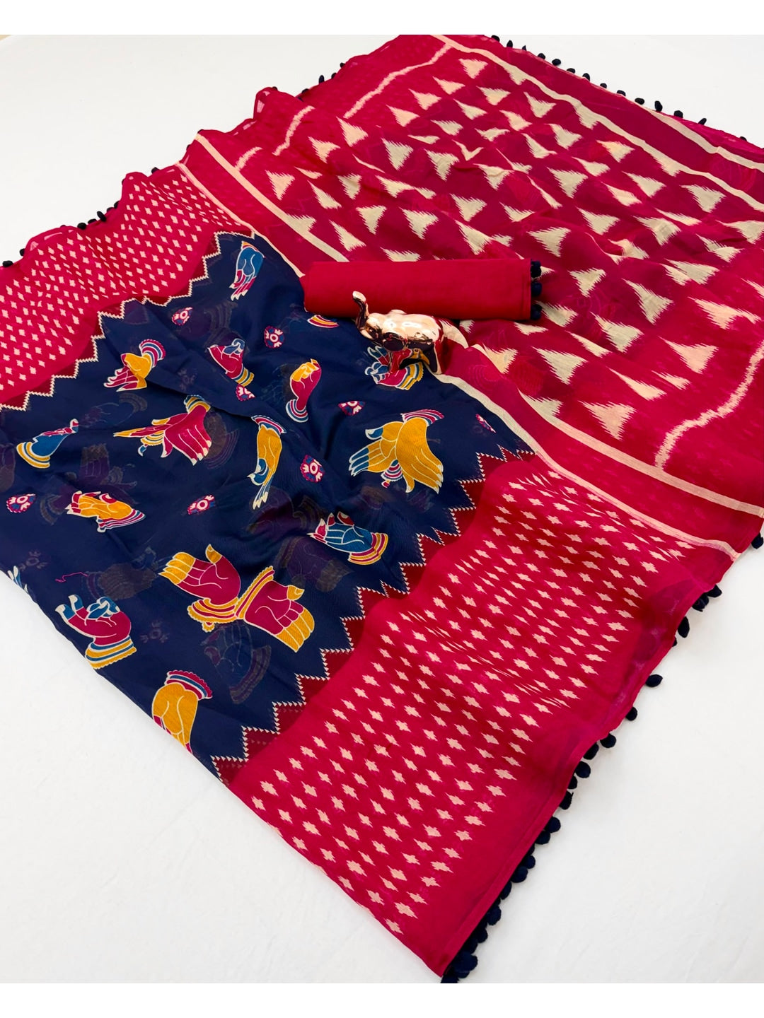 Peachmode Blue Mul Mul Cotton Saree with Digital Print - Image 2