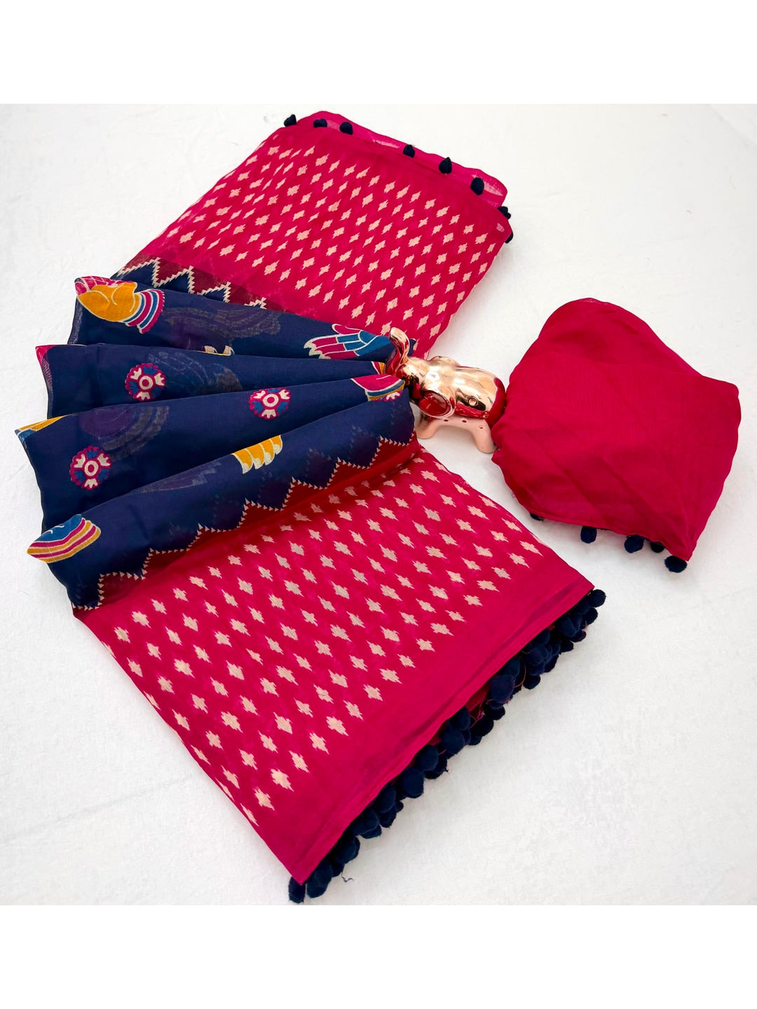 Peachmode Blue Mul Mul Cotton Saree with Digital Print - Image 3