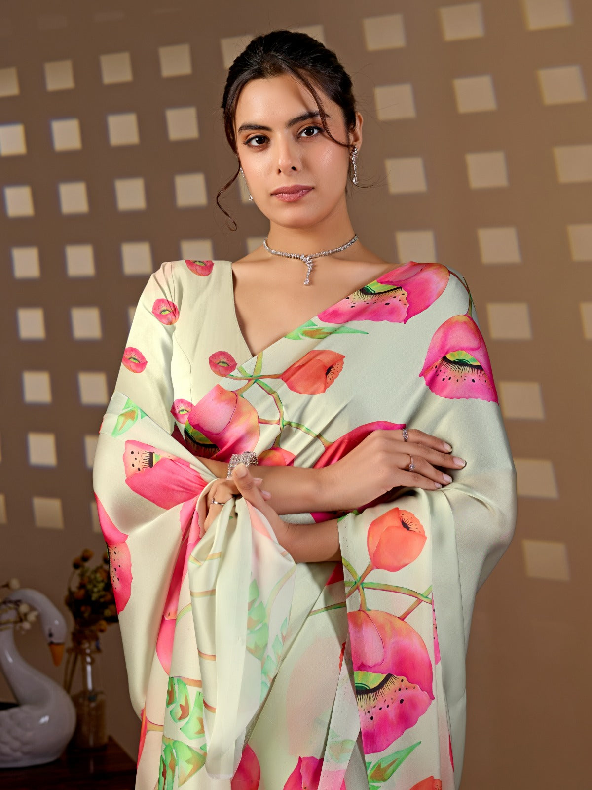 Peachmode Pista Green Satin Georgette Floral Print Saree - Image 2