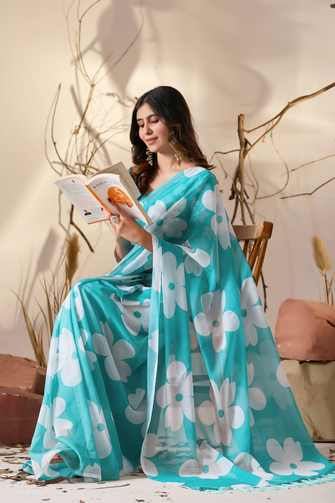 Peachmode Aqua Blue Georgette Floral Print Saree - Image 5