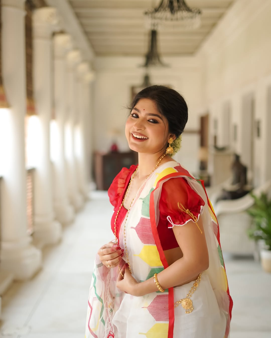 Peachmode Multicolor Linen Cotton Printed Saree - Image 2