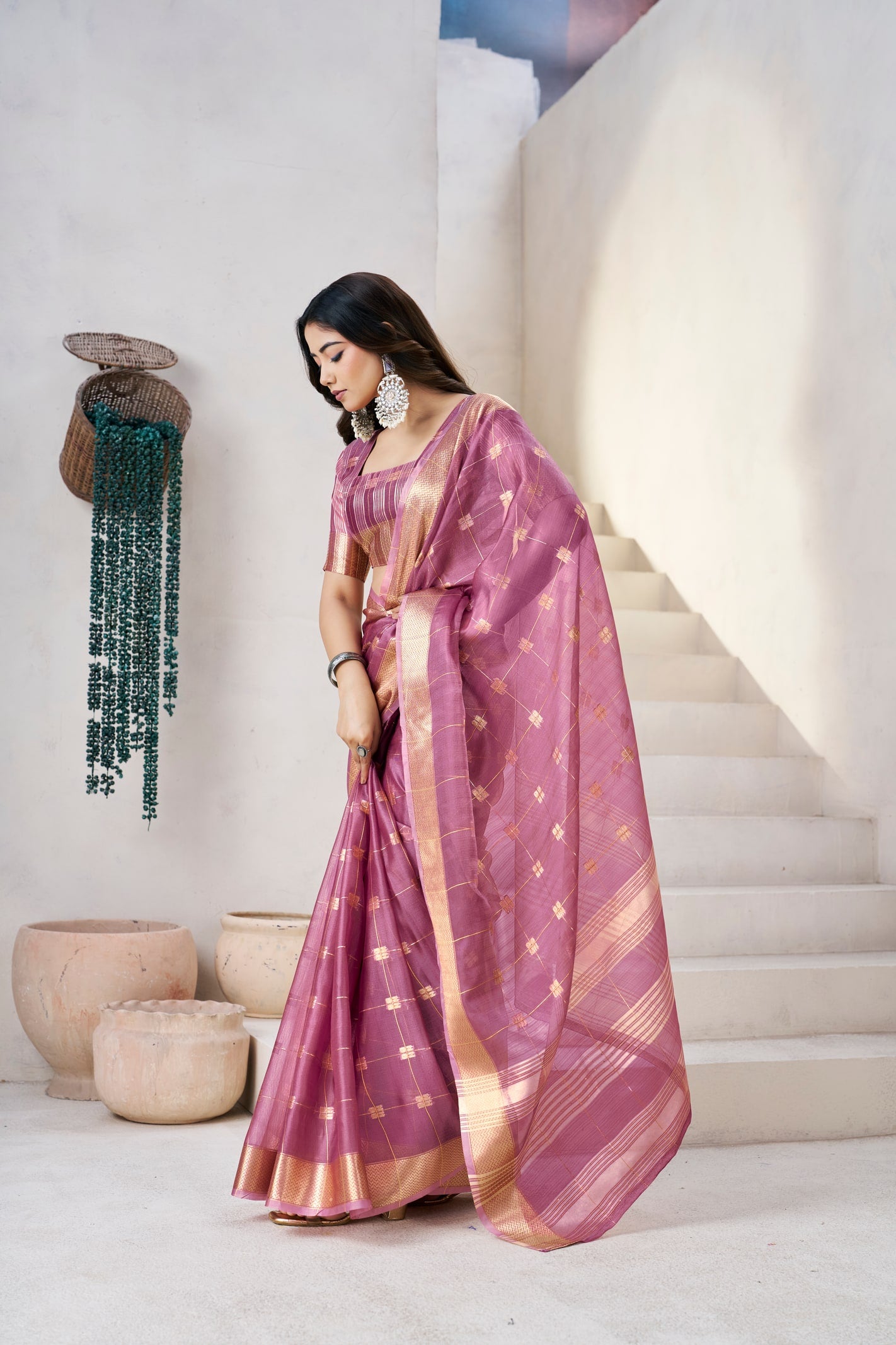 Peachmode Purple Linen Cotton Silk Zari Saree - Image 3