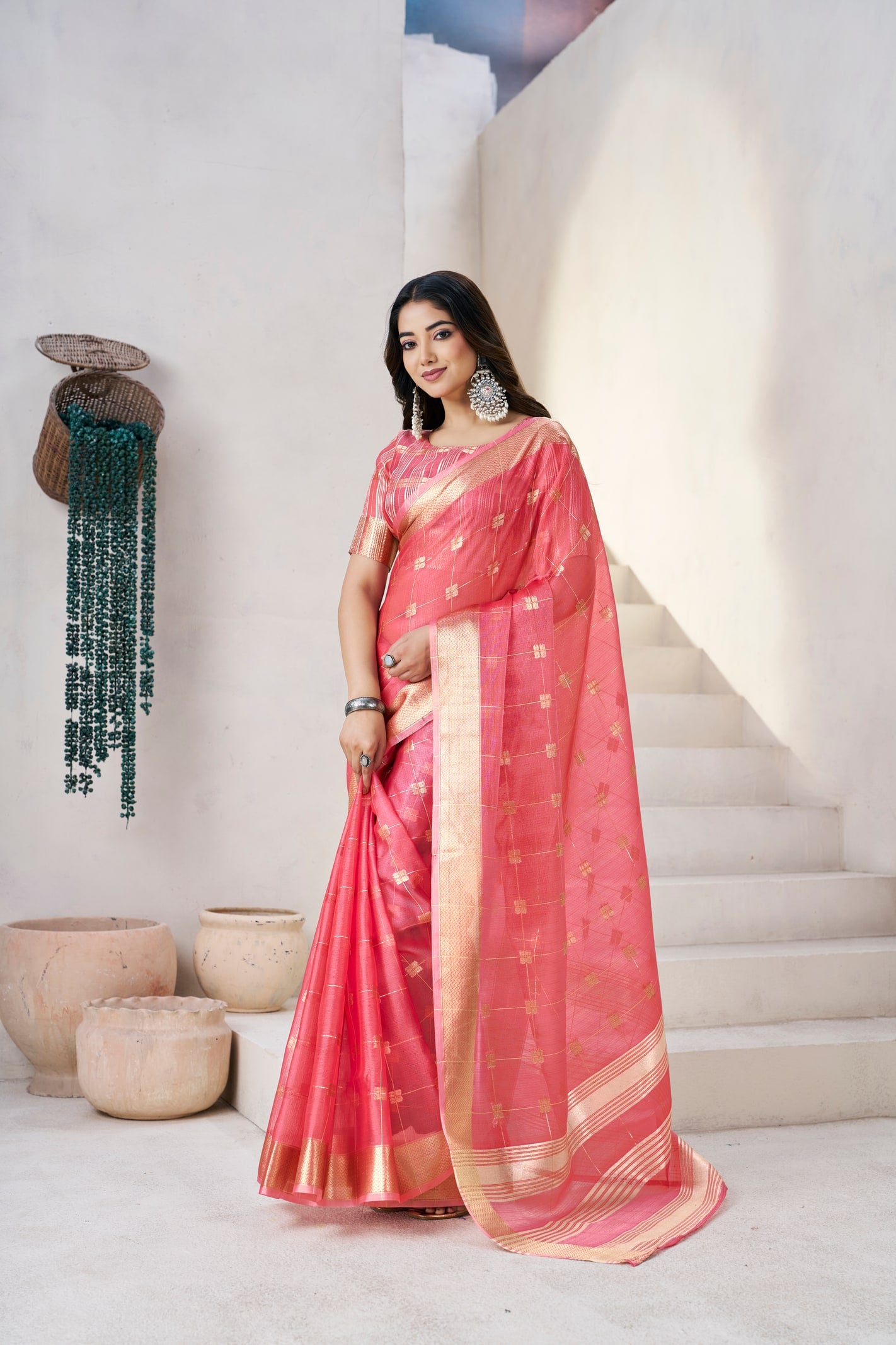 Peachmode Pink Linen Cotton Silk Zari Saree - Image 1