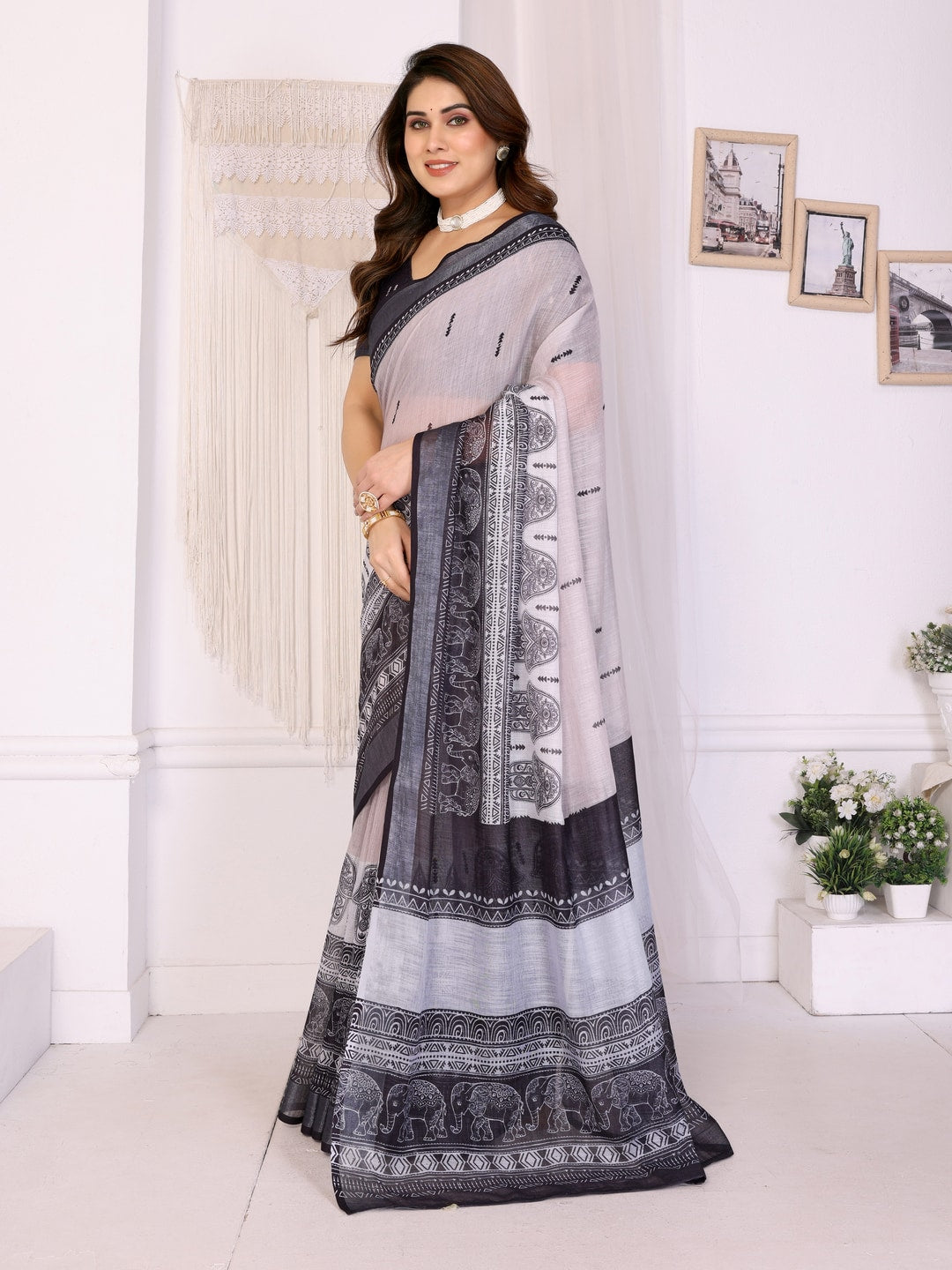 Black Handloom Linen Cotton Digital Print Saree - Image 2