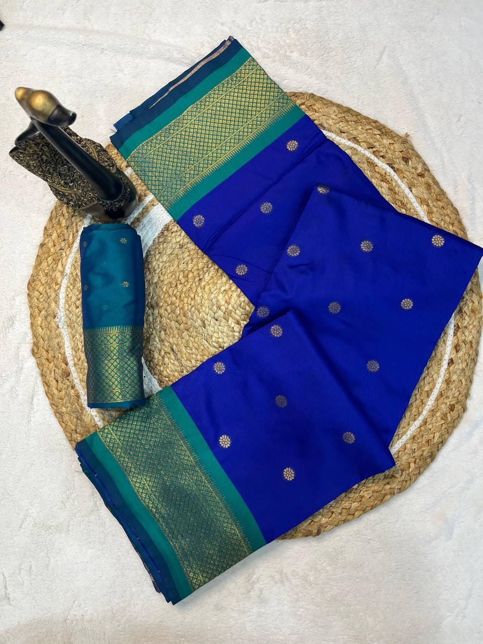 Peachmode Blue Kanjivaram Soft Silk Zari Saree - Image 5