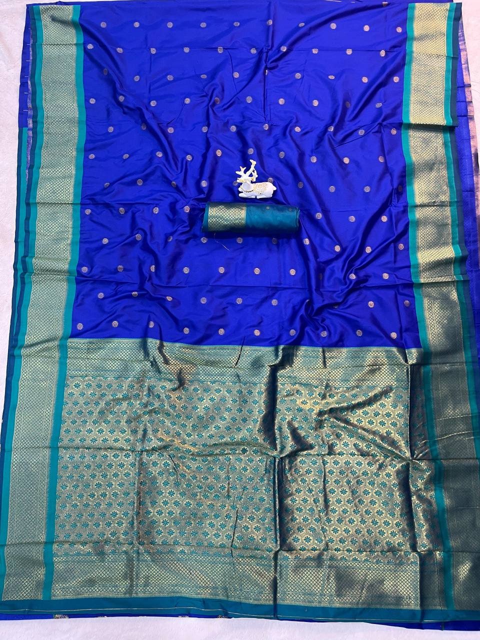 Peachmode Blue Kanjivaram Soft Silk Zari Saree - Image 6
