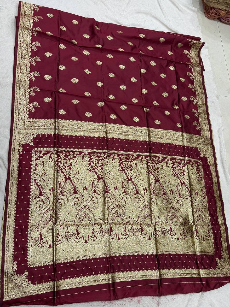 Peachmode Wine Banarasi Silk Zari Saree - Image 11