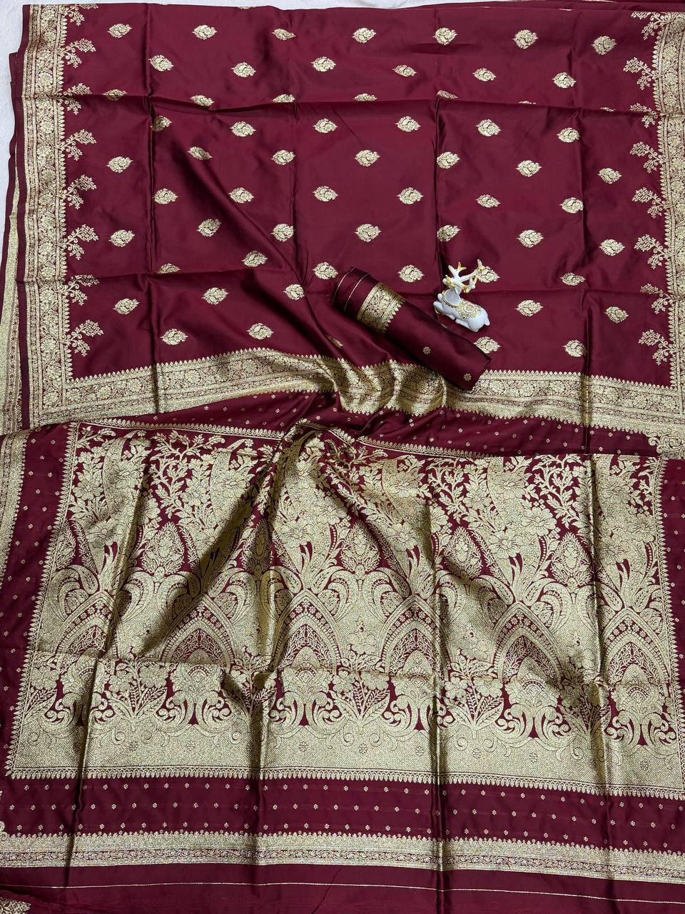 Peachmode Wine Banarasi Silk Zari Saree - Image 14