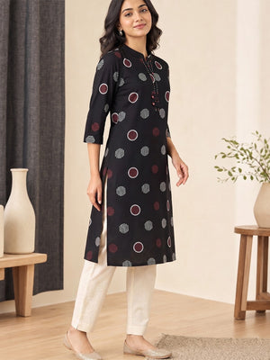 Black Pure Cotton Geometric Printed Kurti - Image 2