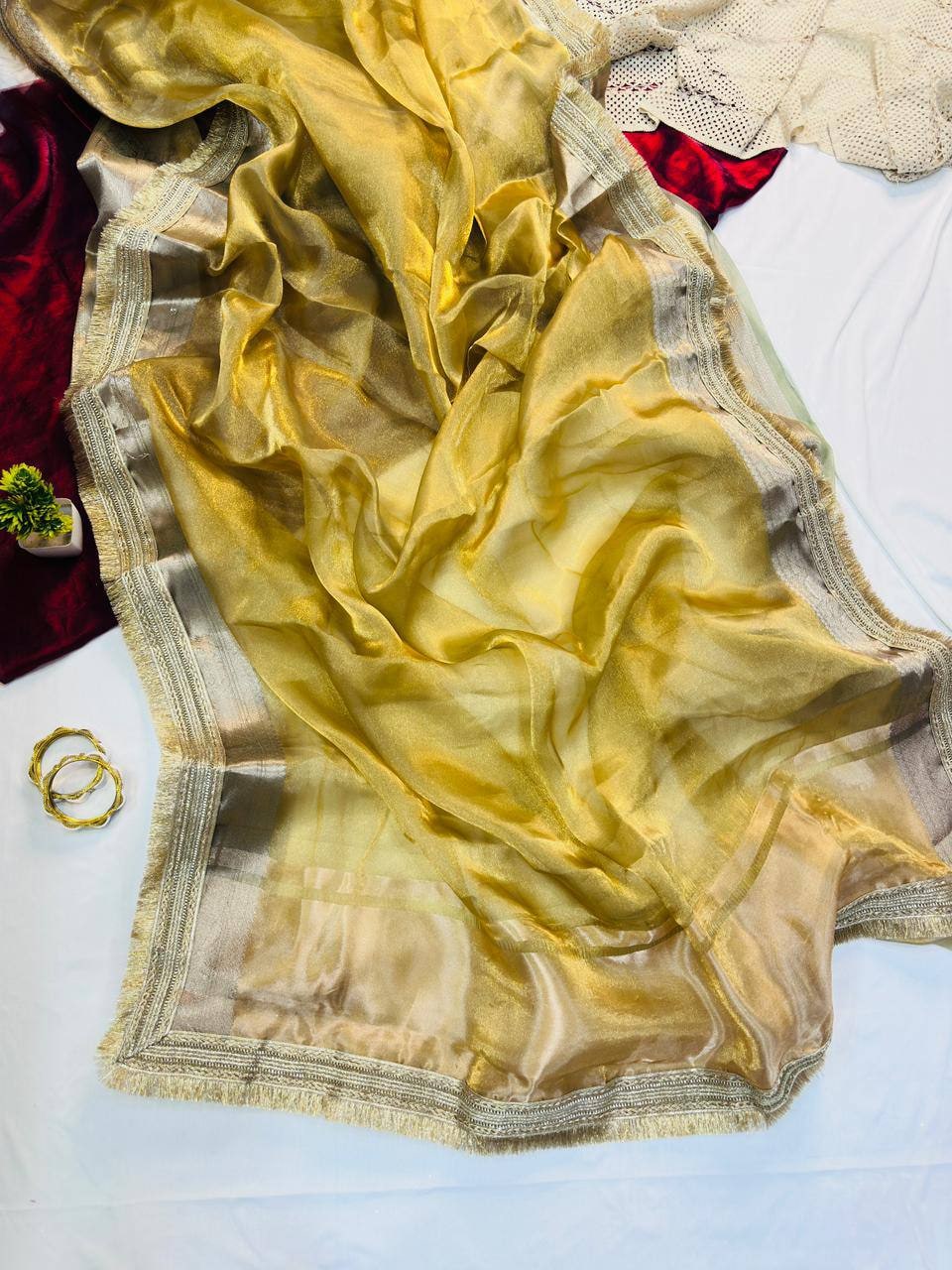 Peachmode Yellow Tissue Silk Shaded Saree - Image 5