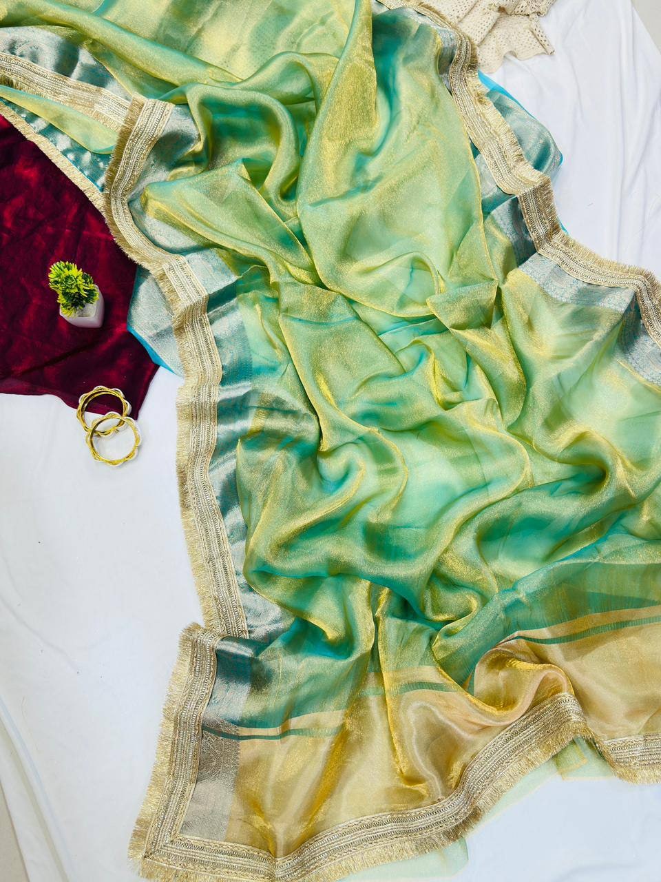 Peachmode Green Tissue Silk Shaded Saree - Image 5
