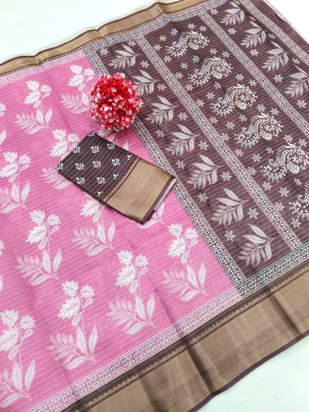 Peachmode Pink Dola Silk Zari Border Saree - Image 4