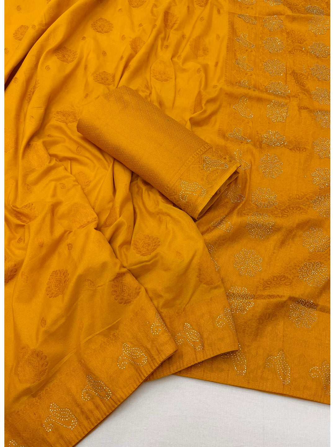 Peachmode Yellow Soft Dola Silk Zari Work Saree - Image 2