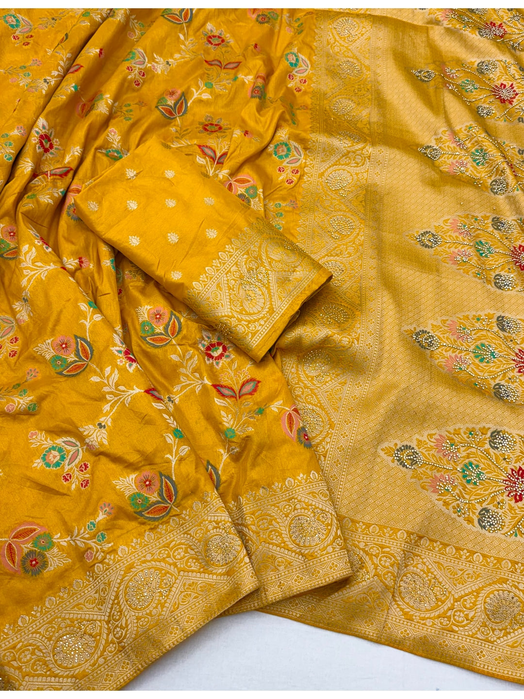 Peachmode Yellow Soft Dola Silk Zari Work Saree - Image 2