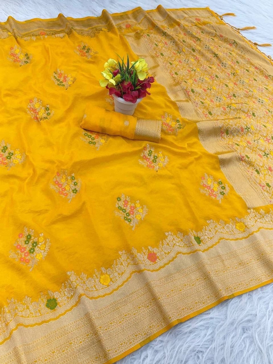 Peachmode Yellow Khadi Crepe Georgette Woven Saree - Image 4