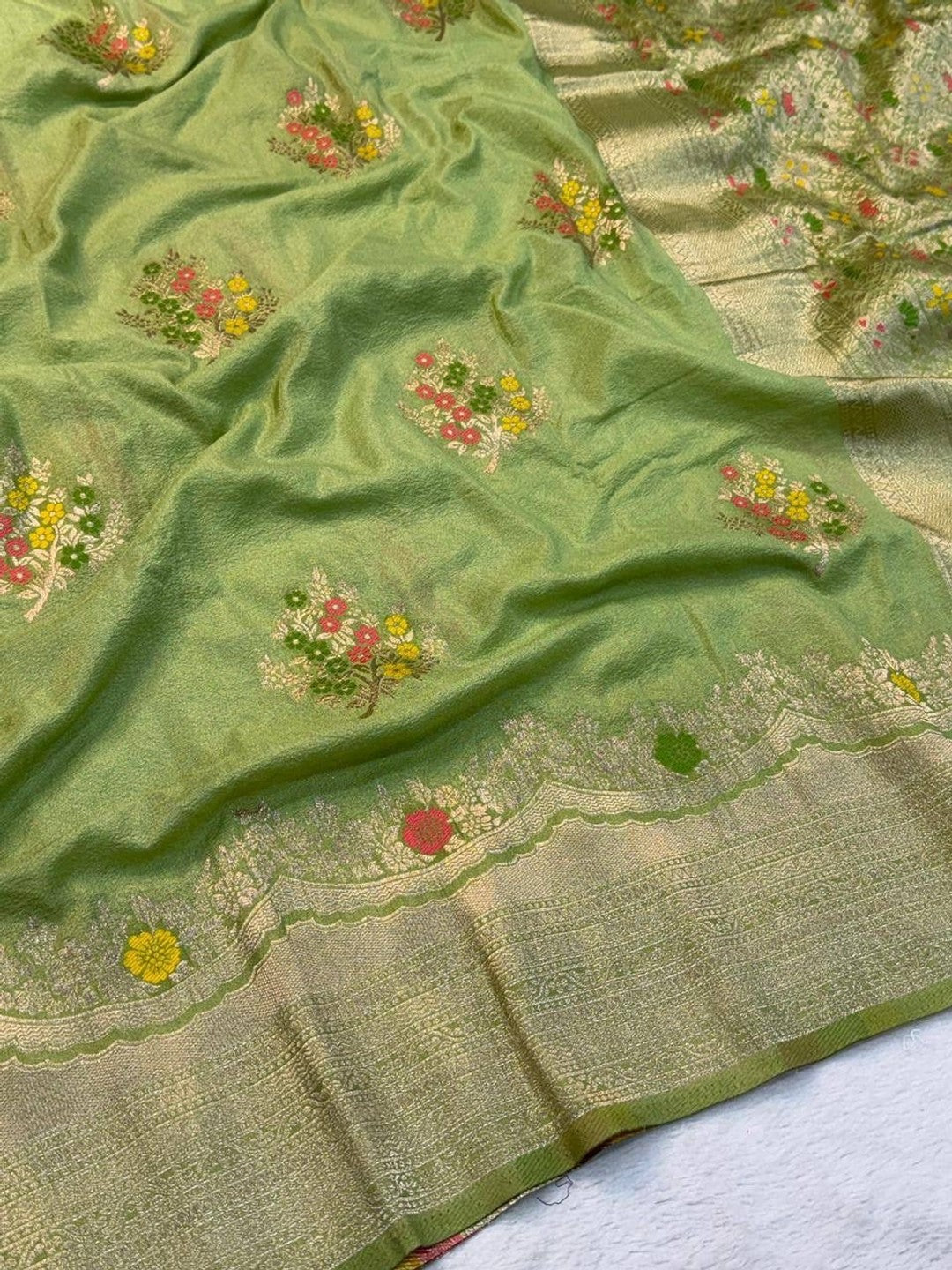 Peachmode Green Khadi Crepe Georgette Woven Saree - Image 2