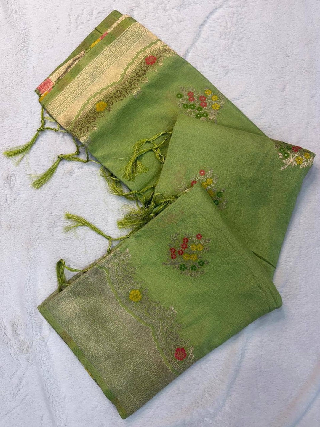 Peachmode Green Khadi Crepe Georgette Woven Saree - Image 4