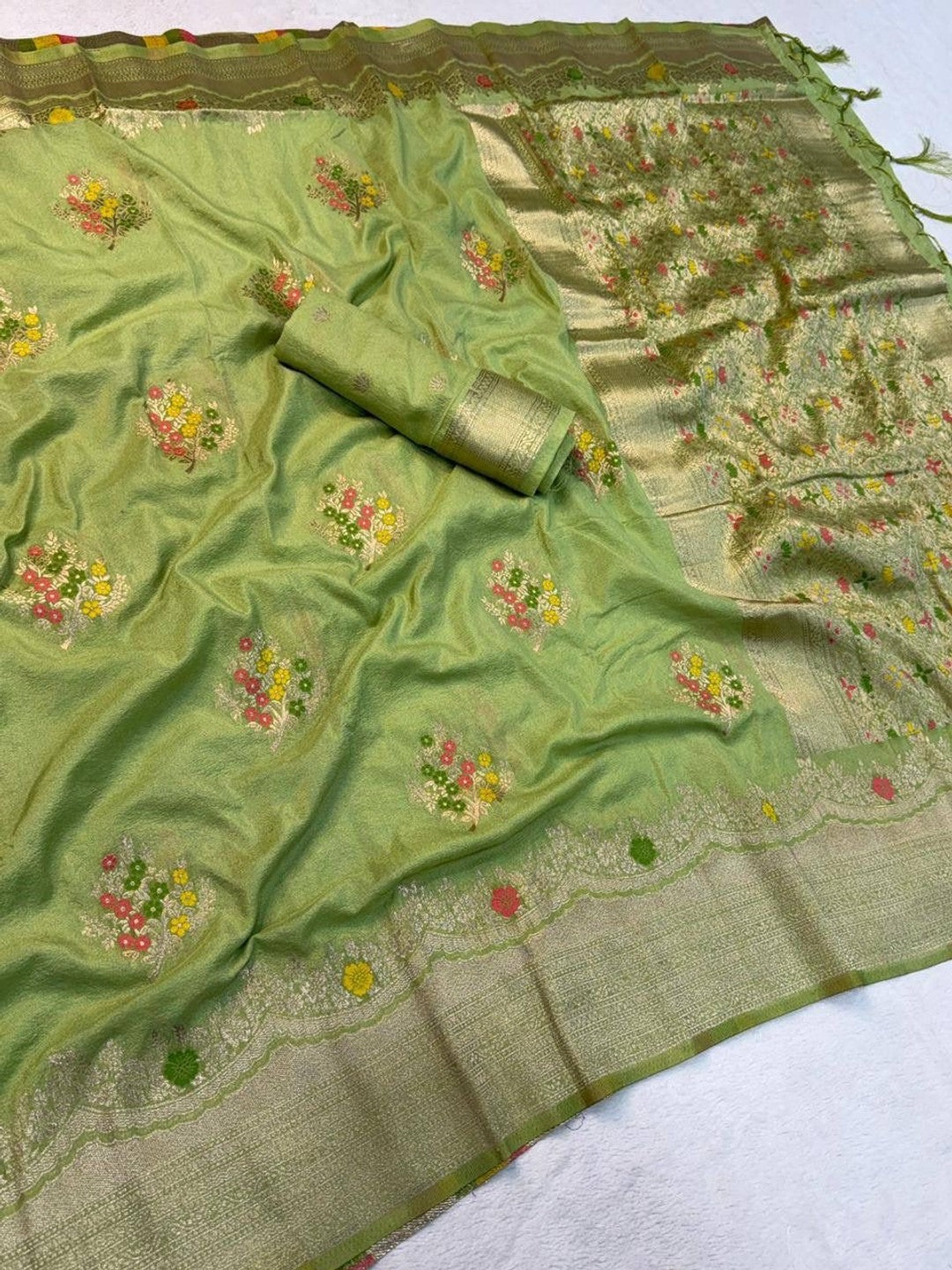 Peachmode Green Khadi Crepe Georgette Woven Saree - Image 5