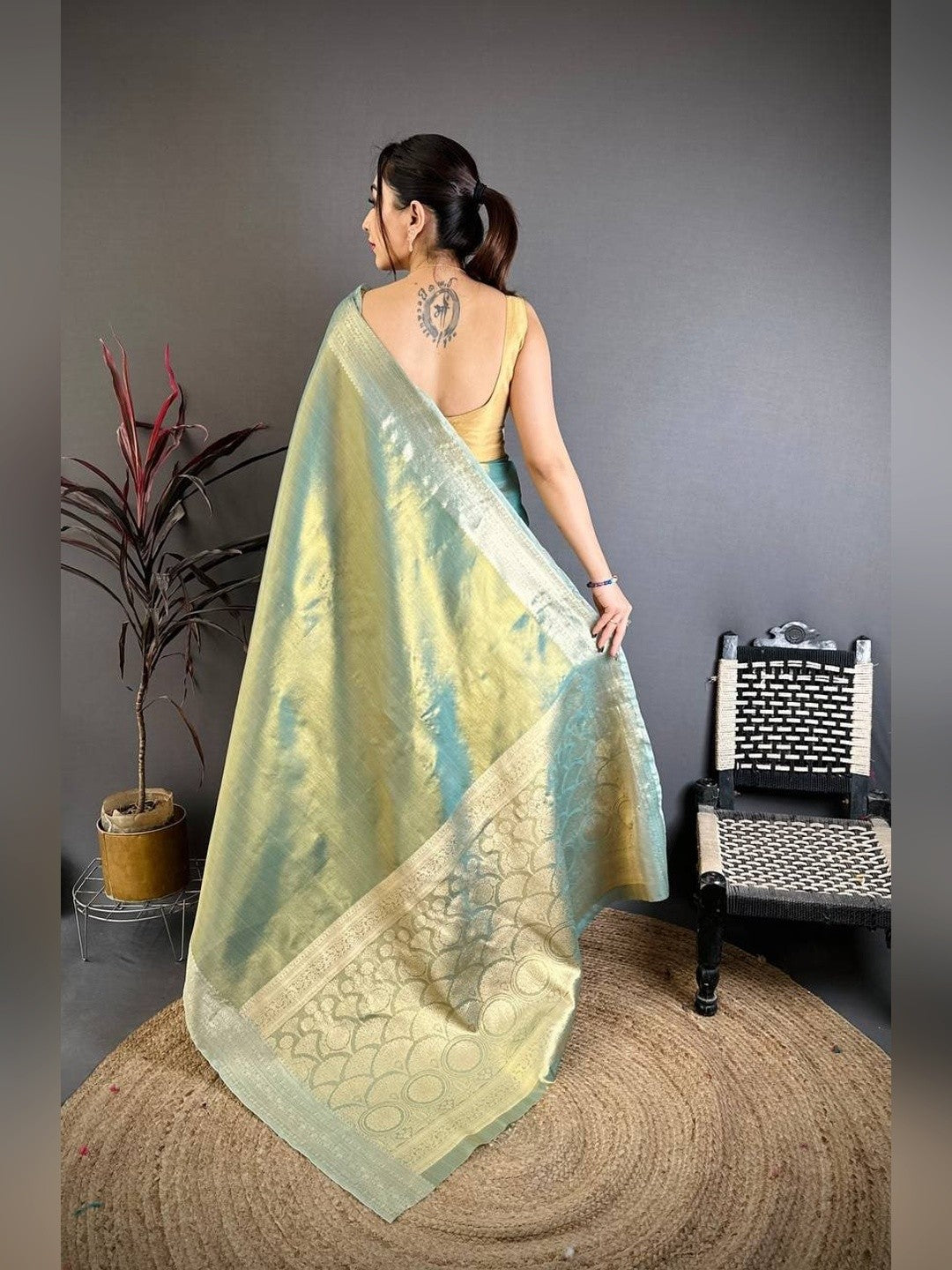 Peachmode Sea Green Banarasi Tissue Silk Zari Saree - Image 4