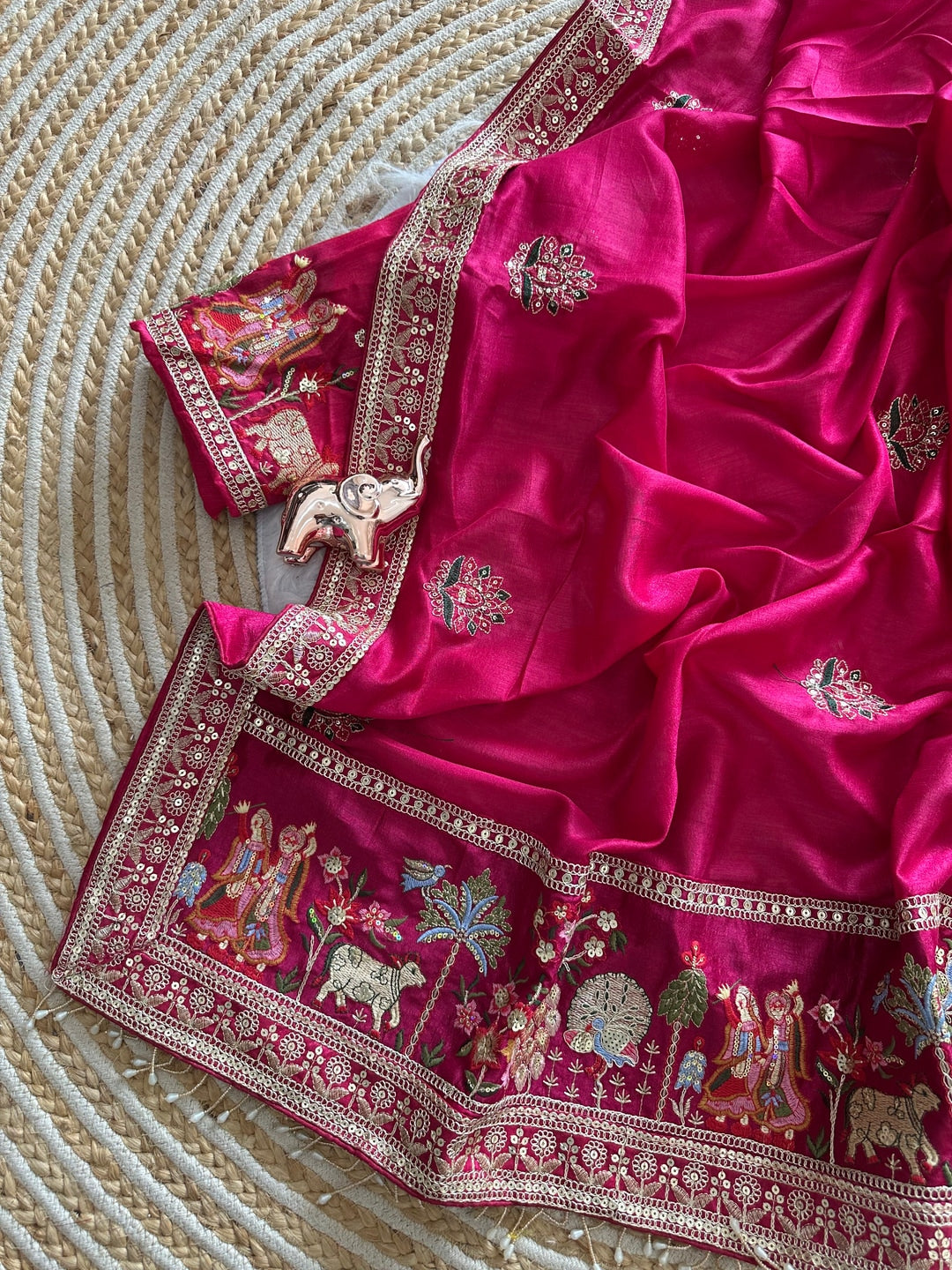 Peachmode Magenta Art Silk Saree - Image 4