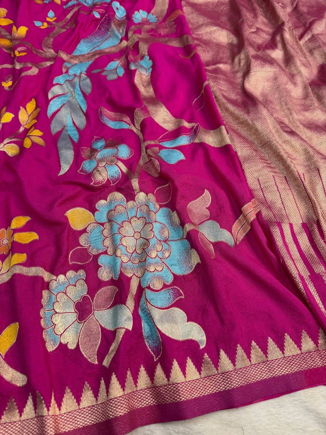 Peachmode Pink Crepe Khadi Silk Bird Motif Saree - Image 5