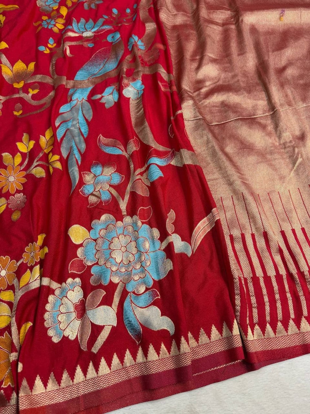 Peachmode Red Crepe Khadi Silk Bird Motif Saree - Image 8