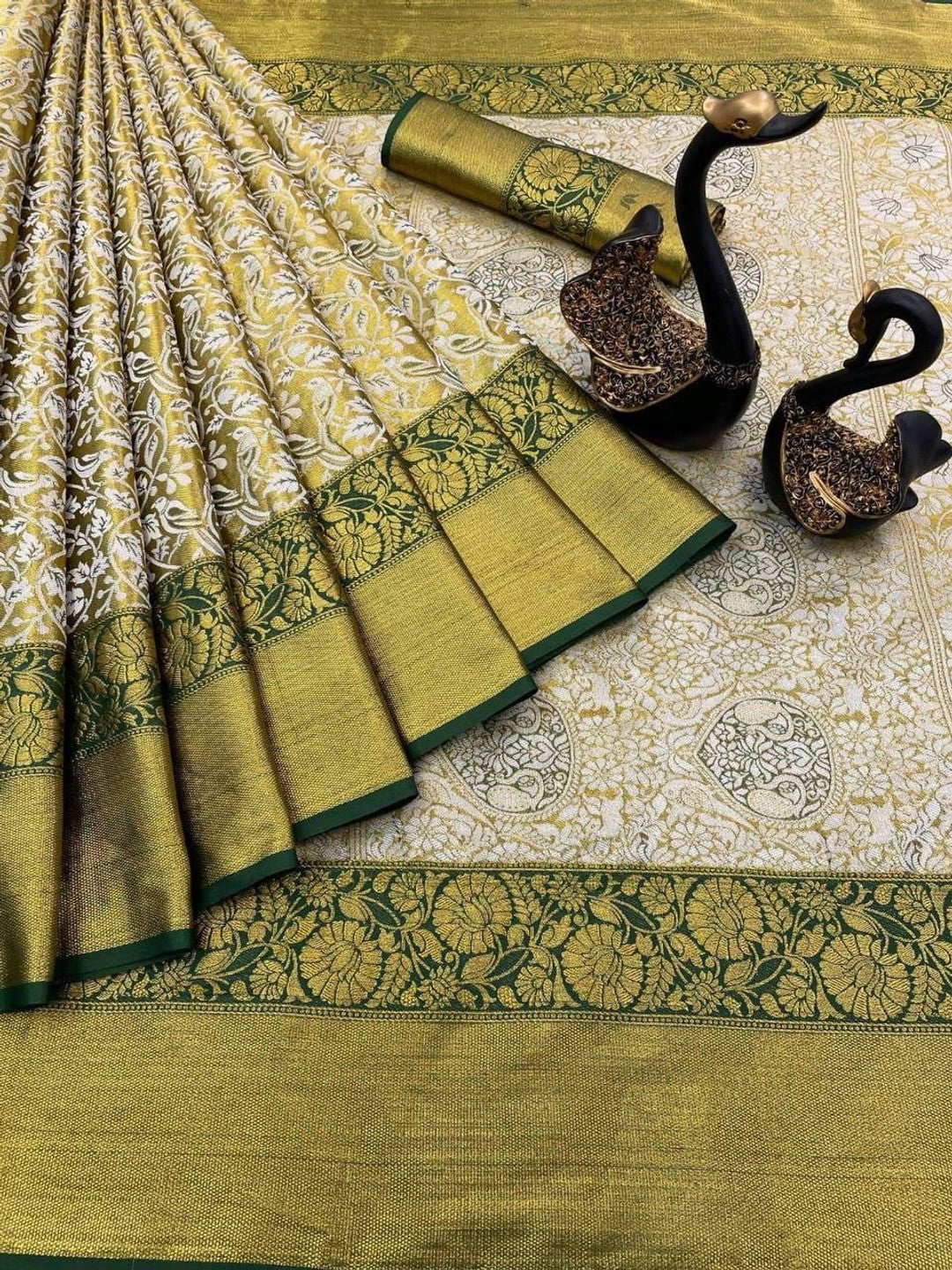 Peachmode Olive Kanjivaram Silk Zari Saree - Image 7