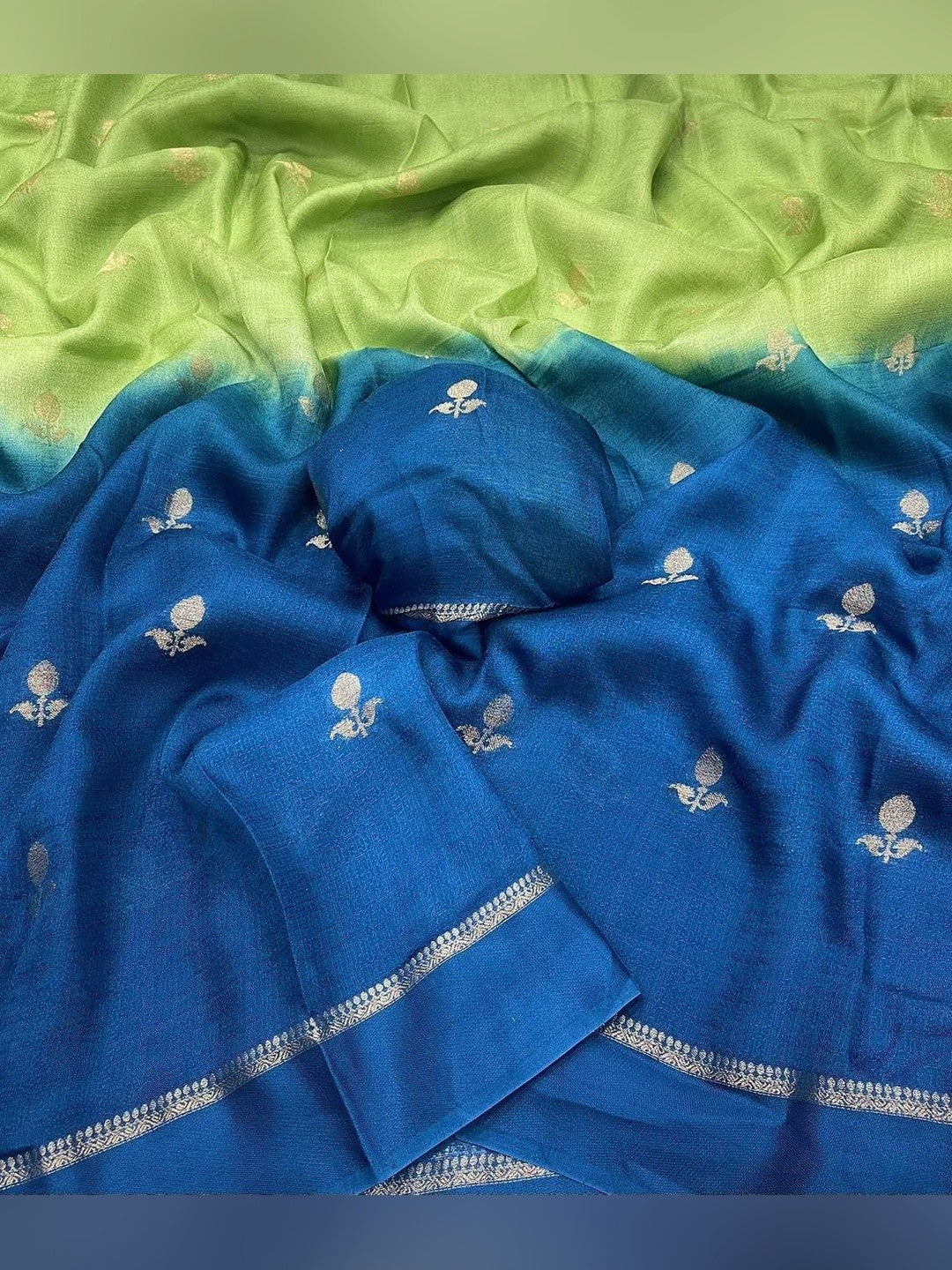 Peachmode Green Viscose Khadi Silk Zari Saree - Image 3