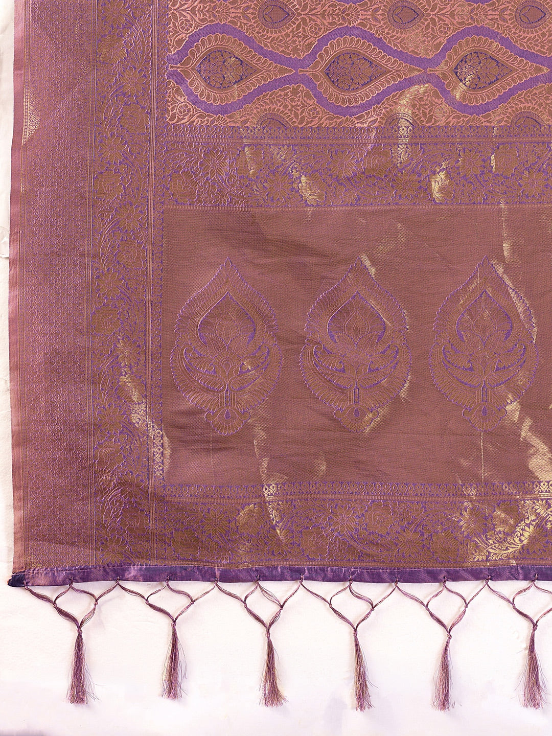 Peachmode Lavender Kanjivaram Silk Blend Saree - Image 7