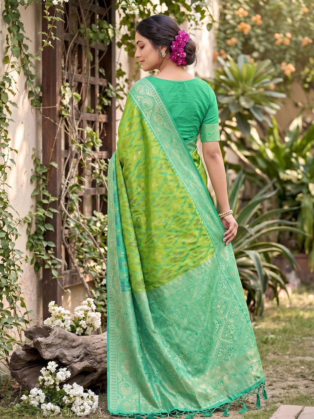 Peachmode Rama Green Soft Silk Woven Saree - Image 3