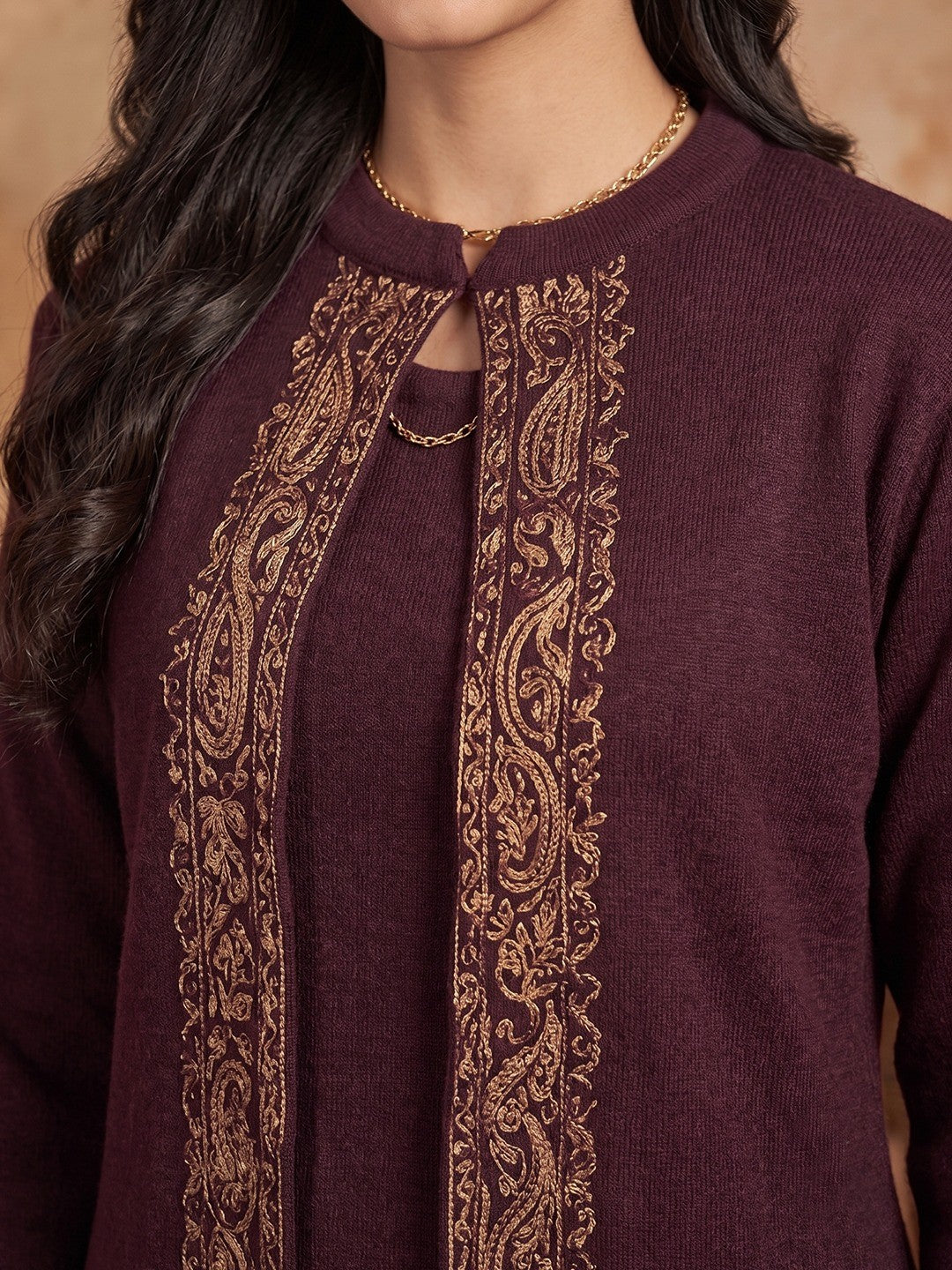 Dark Mauve Warm Woolen Straight Kurti with Minimal Styling - Image 3