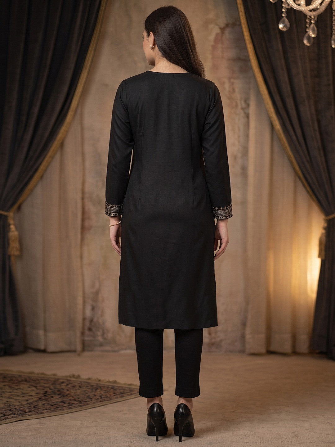 Elegant Black Woolen Straight Kurti for Cozy Winter Comfort - Image 2