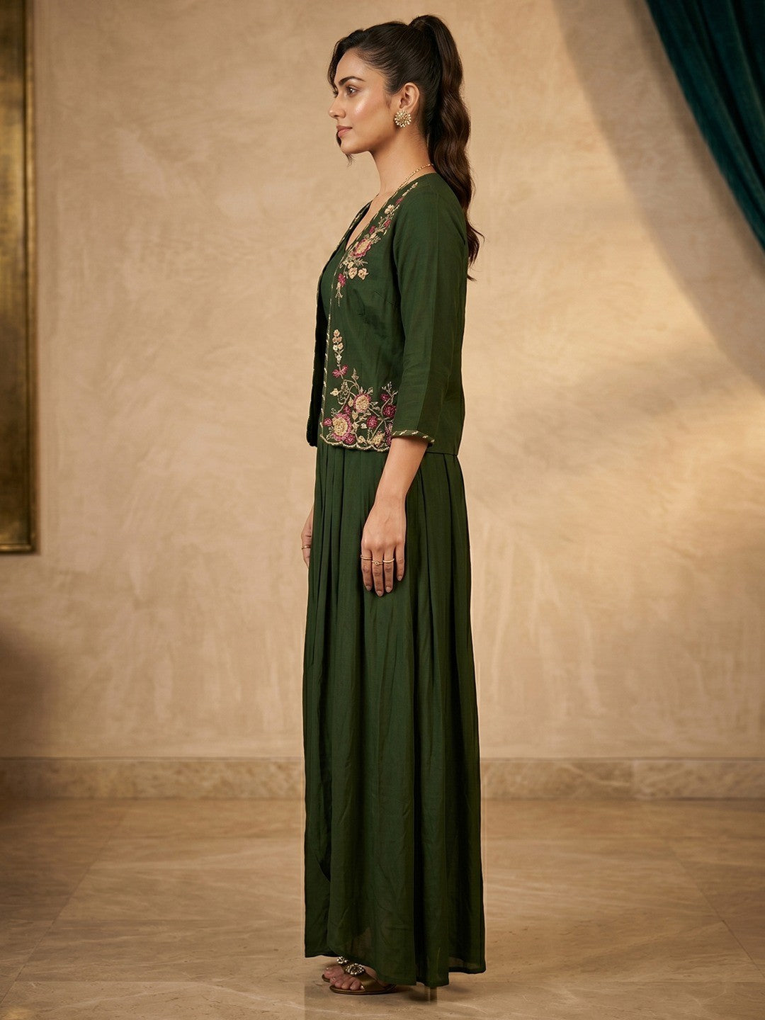 Elegant Green Chinon Top Bottom Set with Floral Embroidery Shrug - Image 3