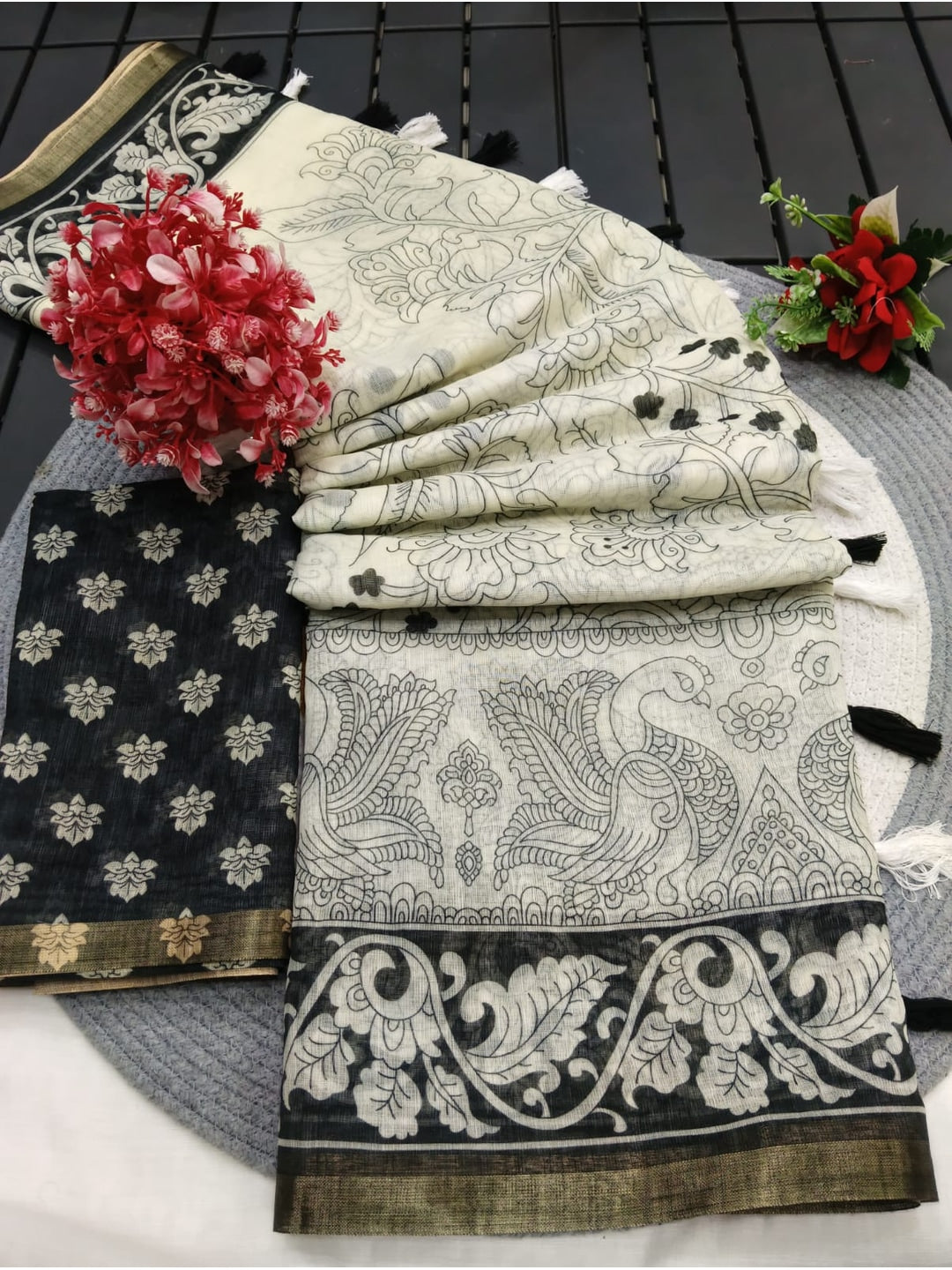 Peachmode Off White Linen Cotton Saree with Black Printed Border - Image 2