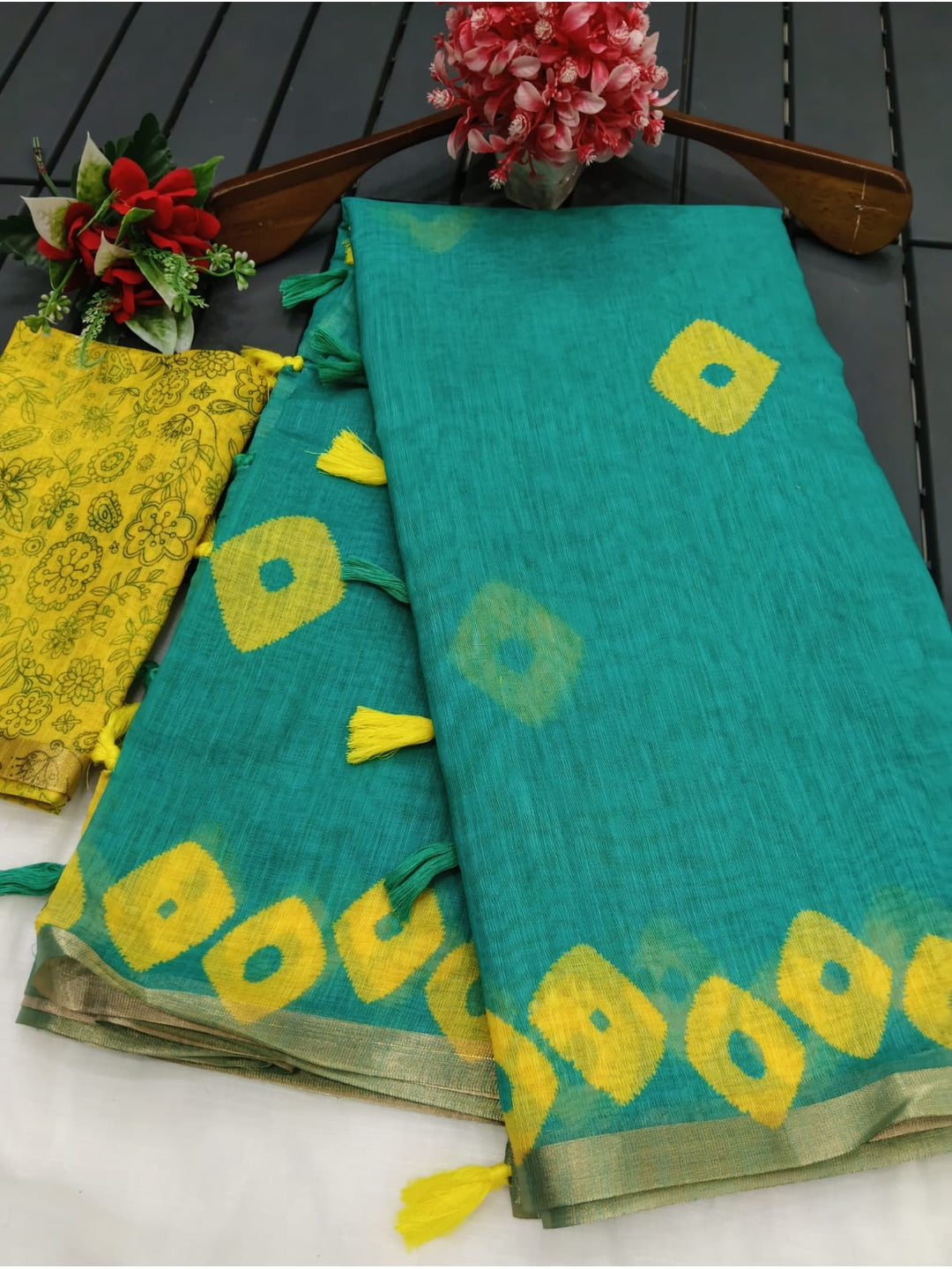 Peachmode Teal Linen Cotton Saree with Yellow Printed Pallu - Image 3