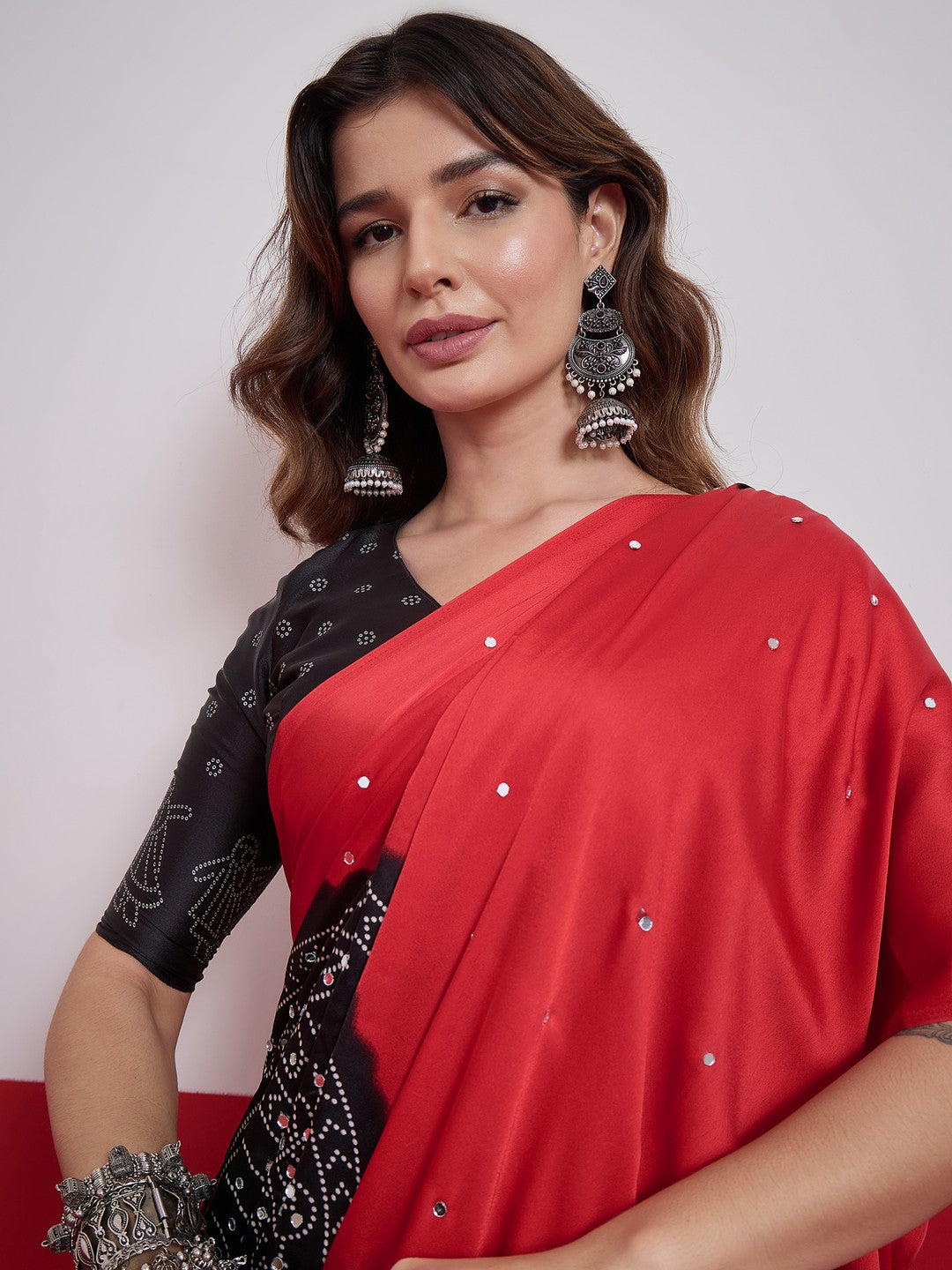 Peachmode Red Semi Modal Saree with Mirror Work - Image 7